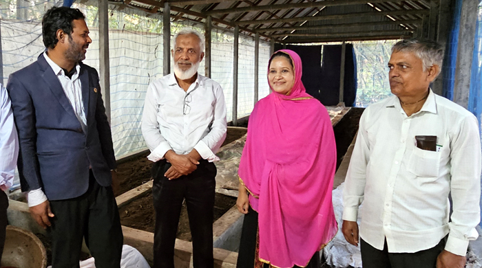  গোয়ালন্দে জাসমার ভার্মি কম্পোস্ট সার কারখানা পরিদর্শনে উর্দ্ধতন কর্মকর্তা